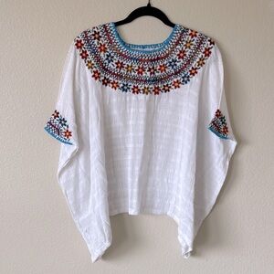 Embroidered Boho Poncho Pop-over Light Knit Top Margot S/M Oversized Boxy Beach